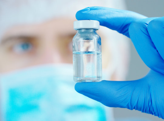 أدوية بيولوجية لداء كرون (Crohn's disease) والتهاب القولون التقرحي (Ulcerative Colitis): ما هي وكيف تُستخدم